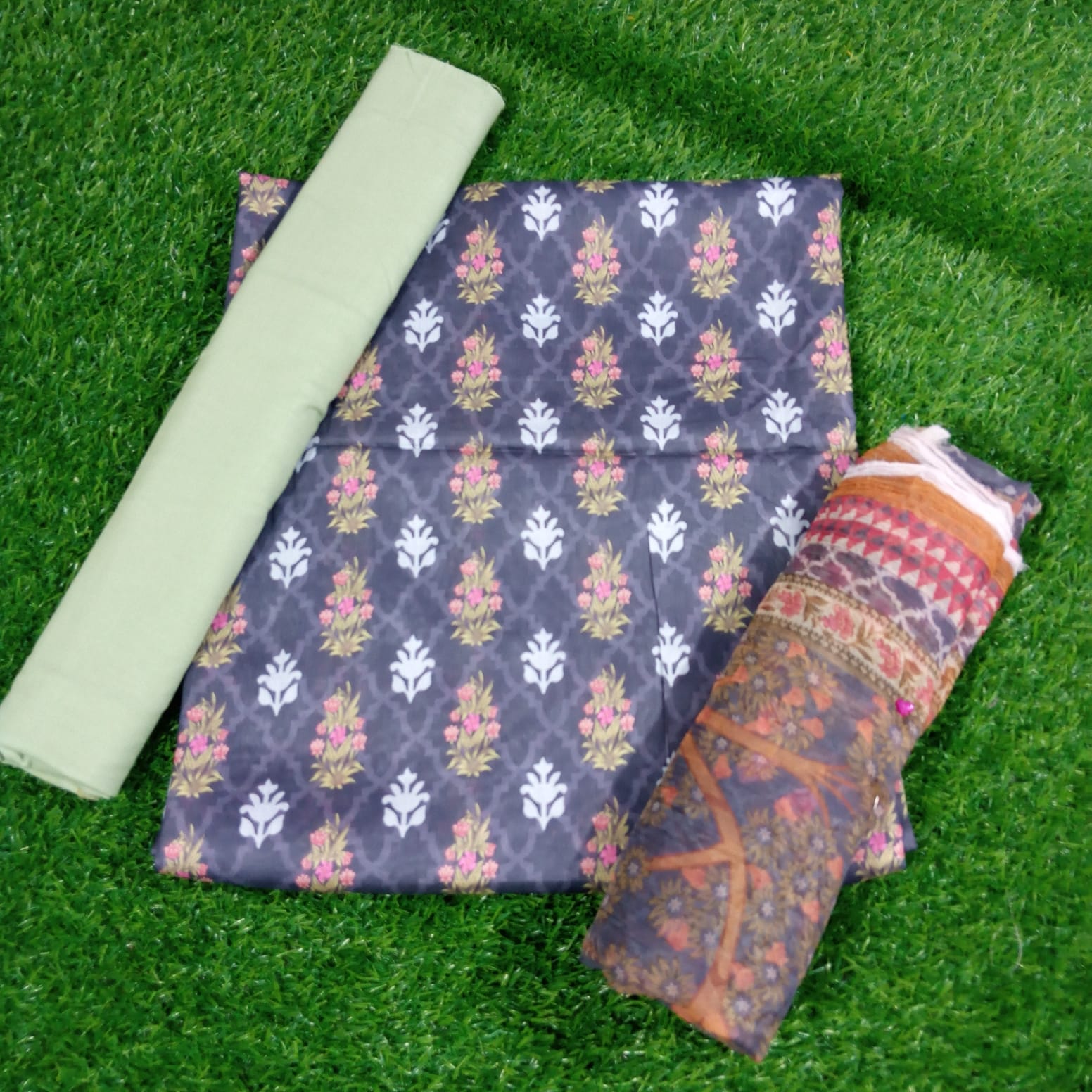 Printed Lawn Black Suit with Chiffon Dupatta