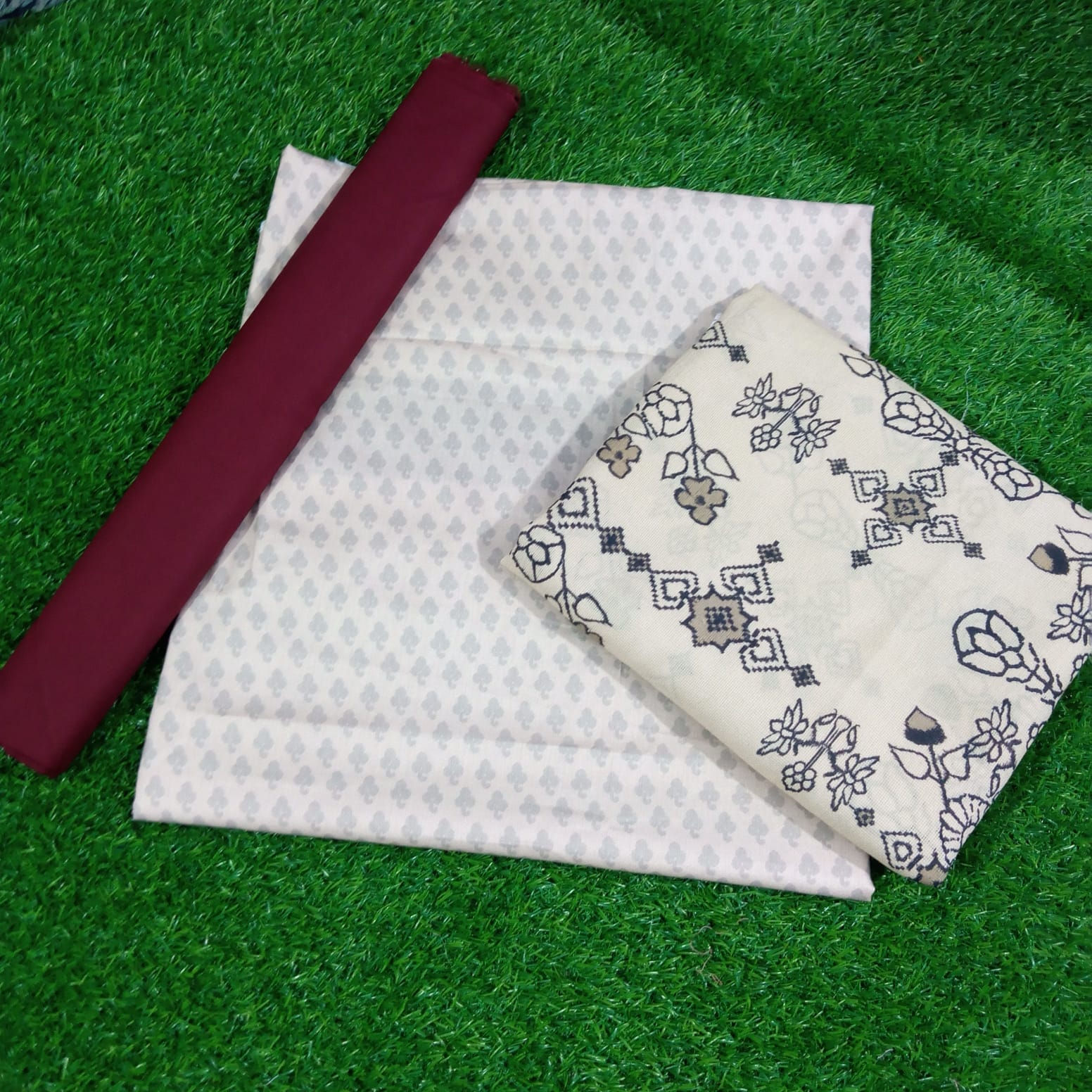 Printed Lawn White & Maroon Suit with Lawn Dupatta