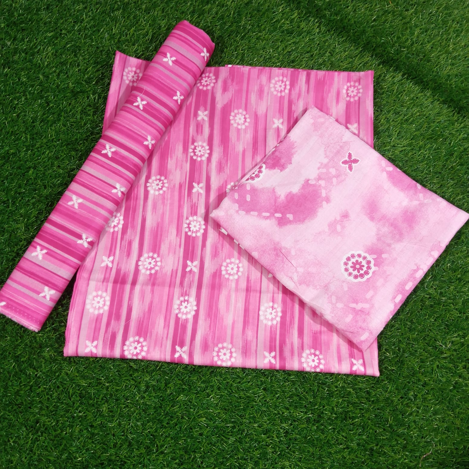Printed Lawn Pink & White Suit with Lawn Dupatta