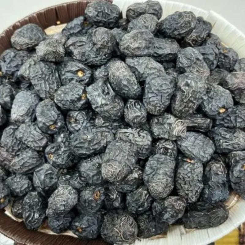 Irani Ajwa Khajoor